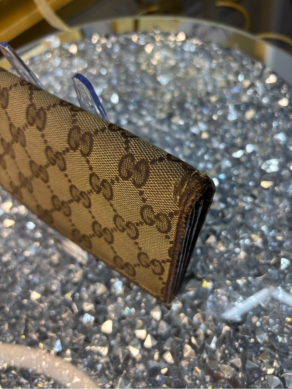 Gucci GG Canvas Continental Wallet - Picture 5 of 14